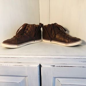 Cat & Jack Boys’ Florian Mid Top Sneakers …